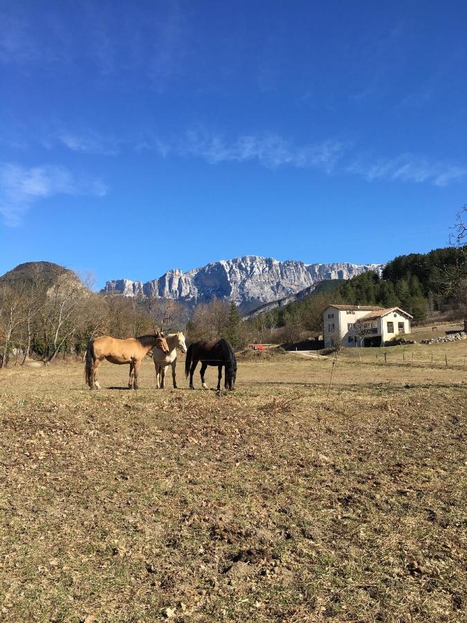 Gite D'Etape D'Aurouses Die Exterior photo