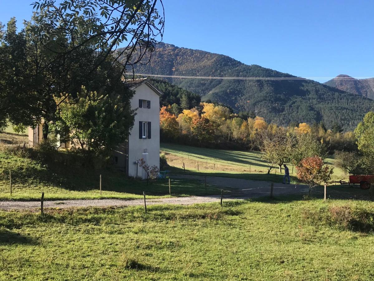 Gite D'Etape D'Aurouses Die Exterior photo